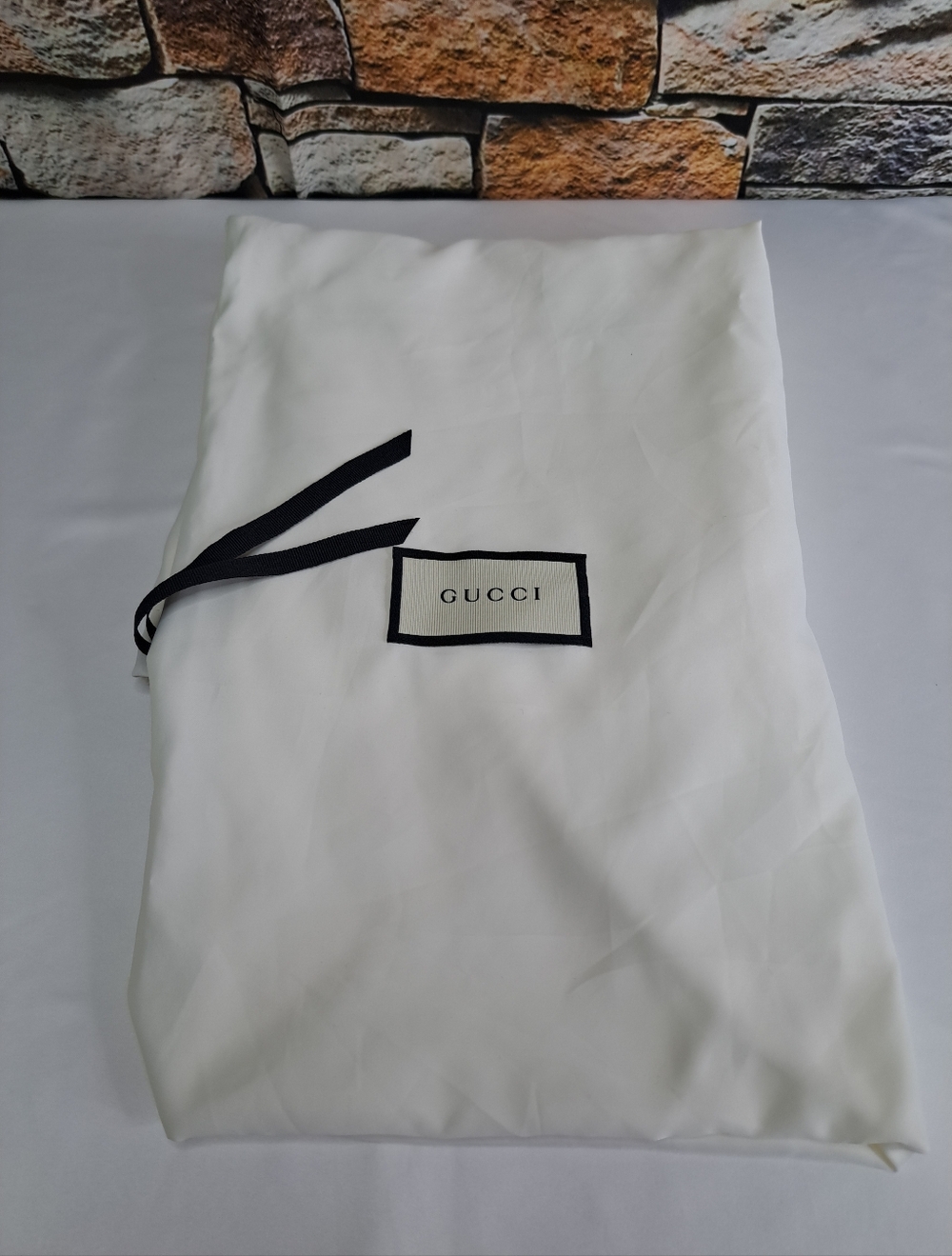 Gucci Extra Large Ivory Dust Bag with Black Trim and Drawstring 23"×23" - Picture 12 of 14